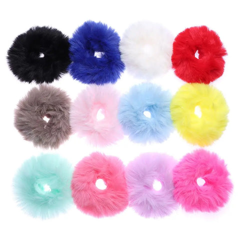 2Pcs Women Girls Winter Fur Hair Scrunchies Pom Pom Hair Tie Fuzzy Elastic Hair Bands Ponytail Holders Hair Accessories