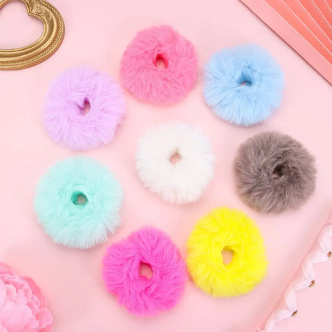 2Pcs Women Girls Winter Fur Hair Scrunchies Pom Pom Hair Tie Fuzzy Elastic Hair Bands Ponytail Holders Hair Accessories