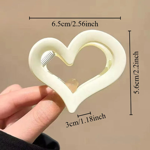 Women's autumn and winter temperament, back of the head clip, headband accessories, heart-shaped frosted hair clip