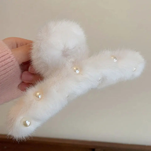 Cute pearl plush grab clip back of head autumn and winter hair accessories hairpin sweet hair grab