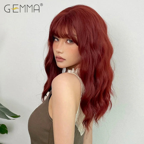 GEMMA Middle Length Red Brown Curly Wig with Bangs Synthetic Cosplay Wavy Natural Hair Wigs for Women Daily Heat Resistant Fibre