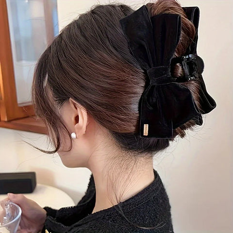1pcs Elegant Velvet Bow Hair Clip, Large Solid Velvet Bow Hair Accessory, Autumn And Winter Shark Clip.