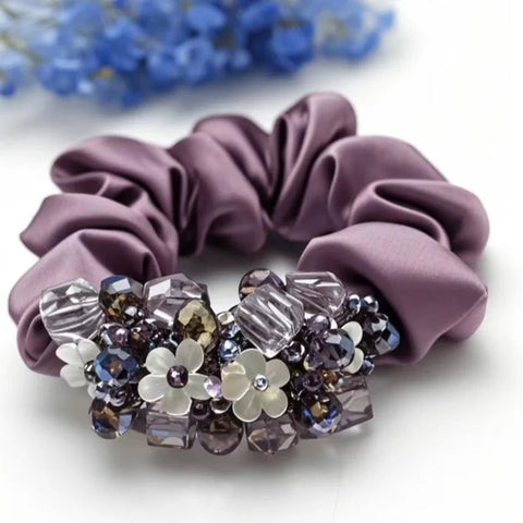 2025 New Arrvial Luxurious Acrylic Flower Scrunchie Hair Tie Satin Crystal Ponytail Holder Fashionable Women Hair Accessories