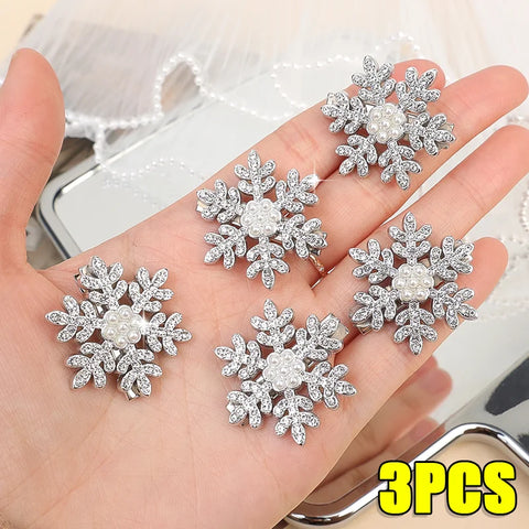 Winter Women Plush Fur Snowflake Hair Clips Sweet Exquisite Rhinestone Duckbill Hairpin Korea Fashion Christmas Hair Accessories