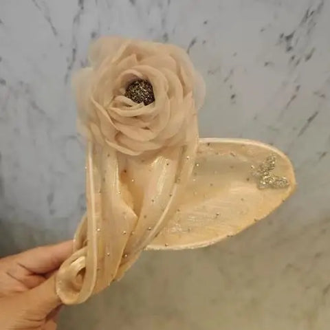 Elegant Pearl Flower Bun Maker Korean Sponge Easy Big Ring Former Hair Styling Tools Accessories for Girls Hair Donut Braide