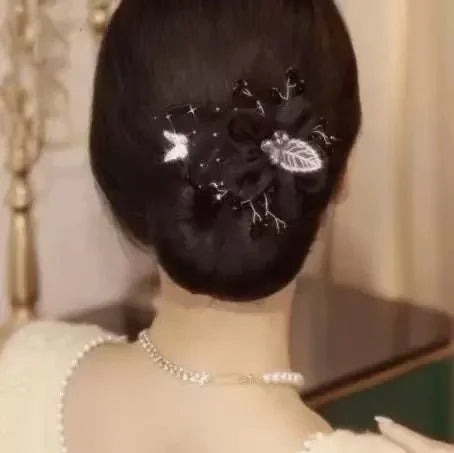 Elegant Pearl Flower Bun Maker Korean Sponge Easy Big Ring Former Hair Styling Tools Accessories for Girls Hair Donut Braide