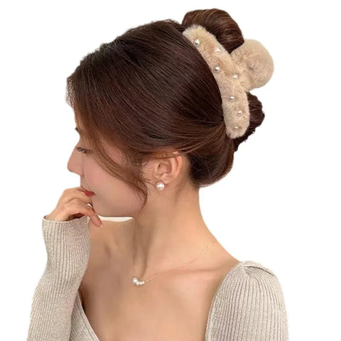 Cute pearl plush grab clip back of head autumn and winter hair accessories hairpin sweet hair grab