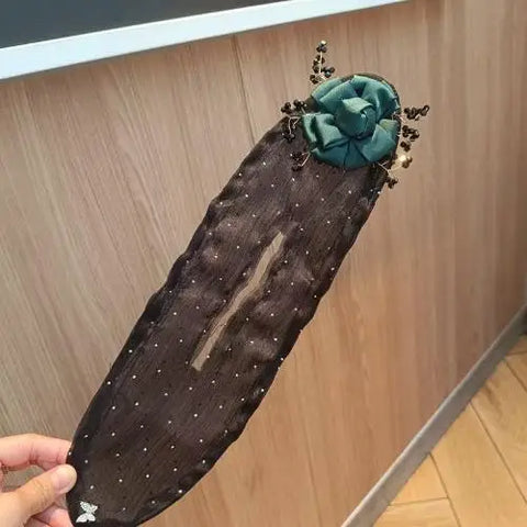 Elegant Pearl Flower Bun Maker Korean Sponge Easy Big Ring Former Hair Styling Tools Accessories for Girls Hair Donut Braide