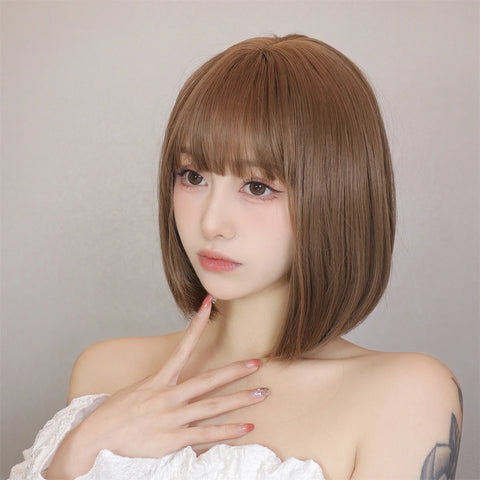 Light Brown Synthetic Wigs Straight Short Bob Cut with Bangs Wig for White Women Korean Daily Party Cosplay Heat Resistant Hair